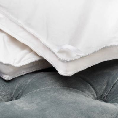 Premium Goose Down Comforter for All Seasons